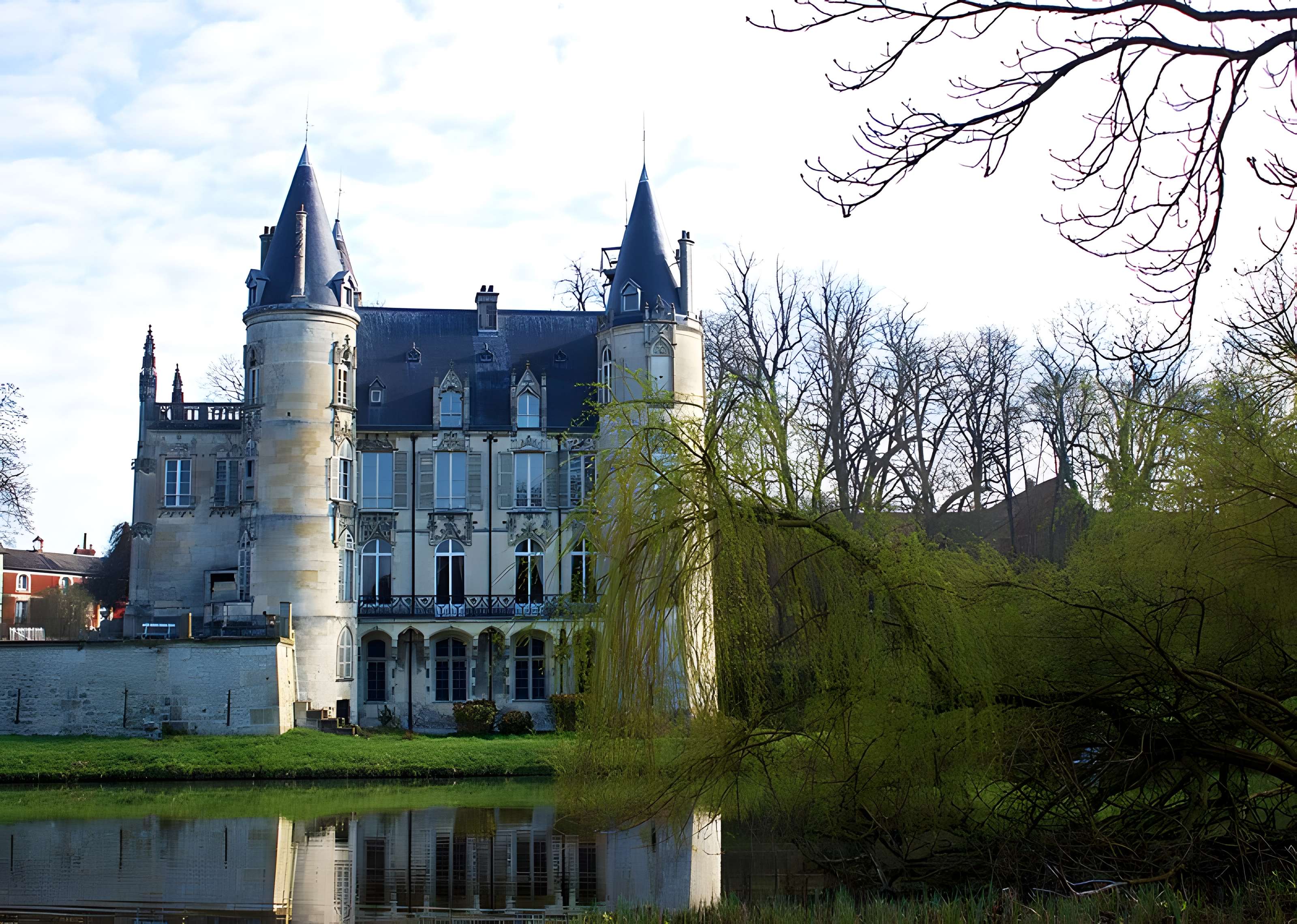 Château de Mont-l'Évêque