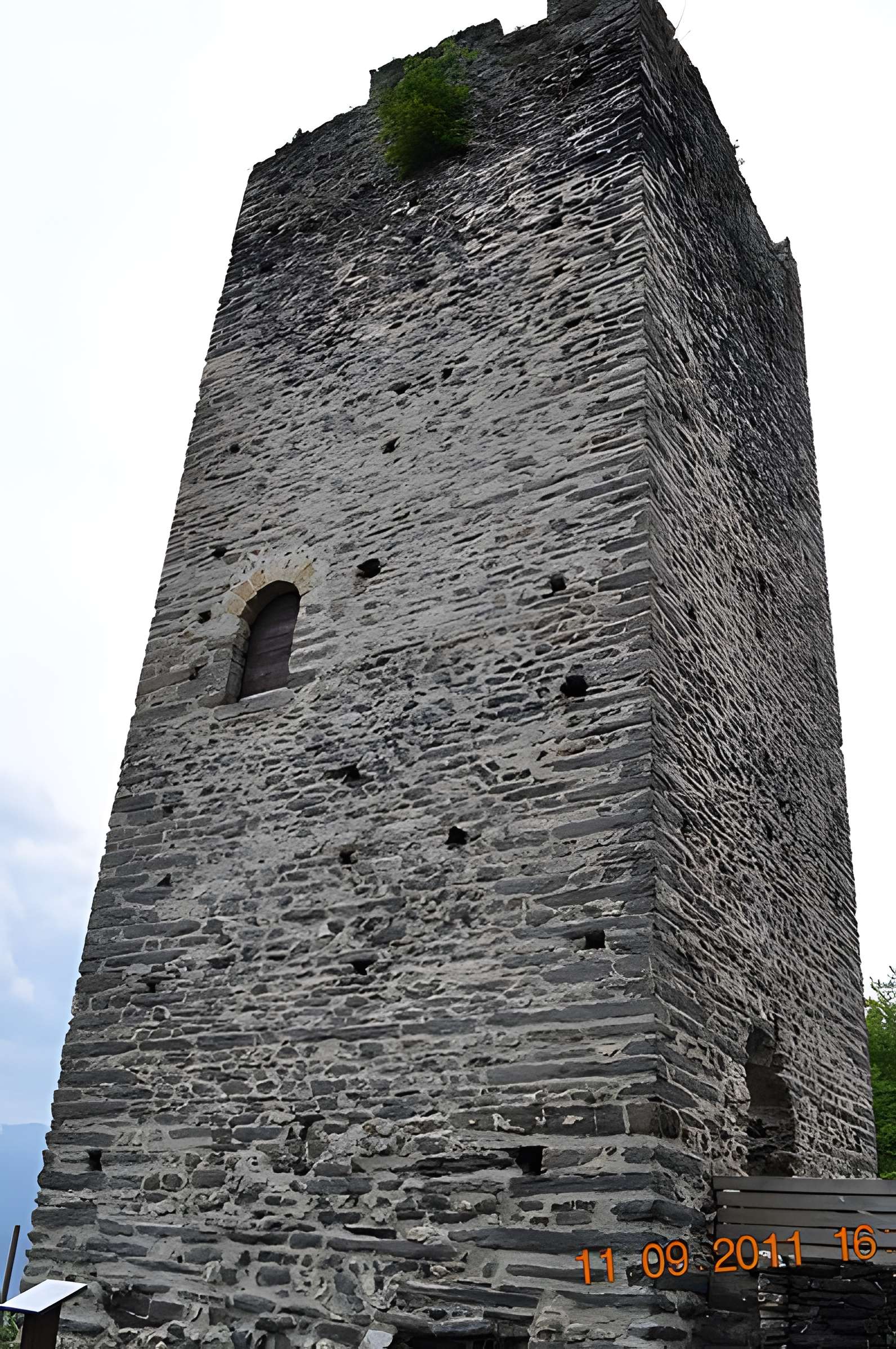 Château de Montmayeur