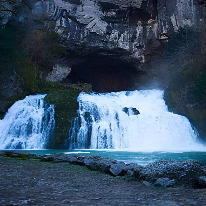 Photo de Source du Lison à Nans-Sous-Sainte-Anne