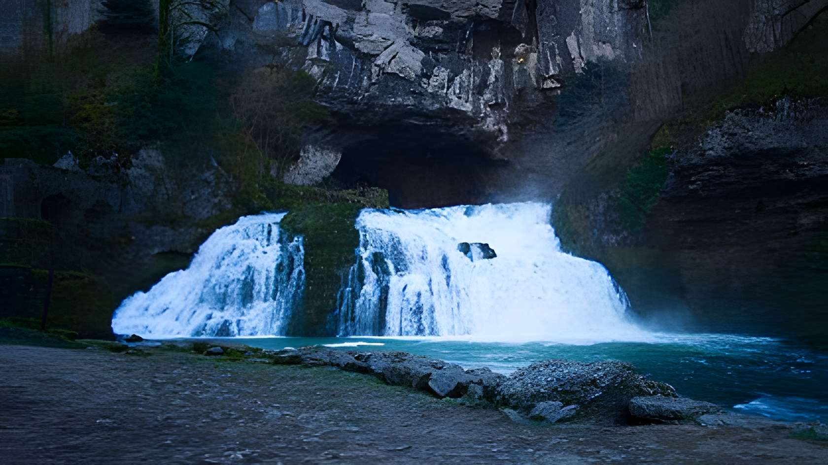 Source du Lison à Nans-Sous-Sainte-Anne 