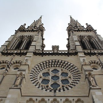 Cathédrale Notre-Dame-de-lAnnonciation de Moulins