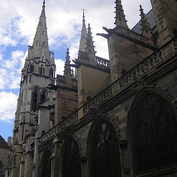 Cathédrale Notre-Dame-de-lAnnonciation de Moulins