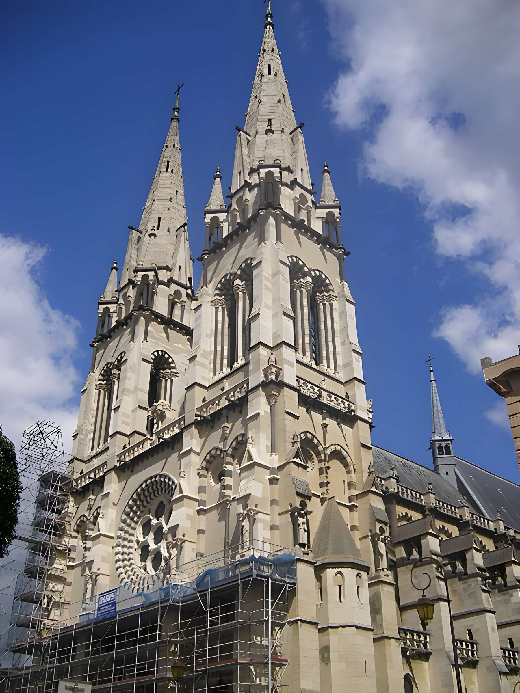 Cathédrale Notre-Dame-de-l'Annonciation de Moulins