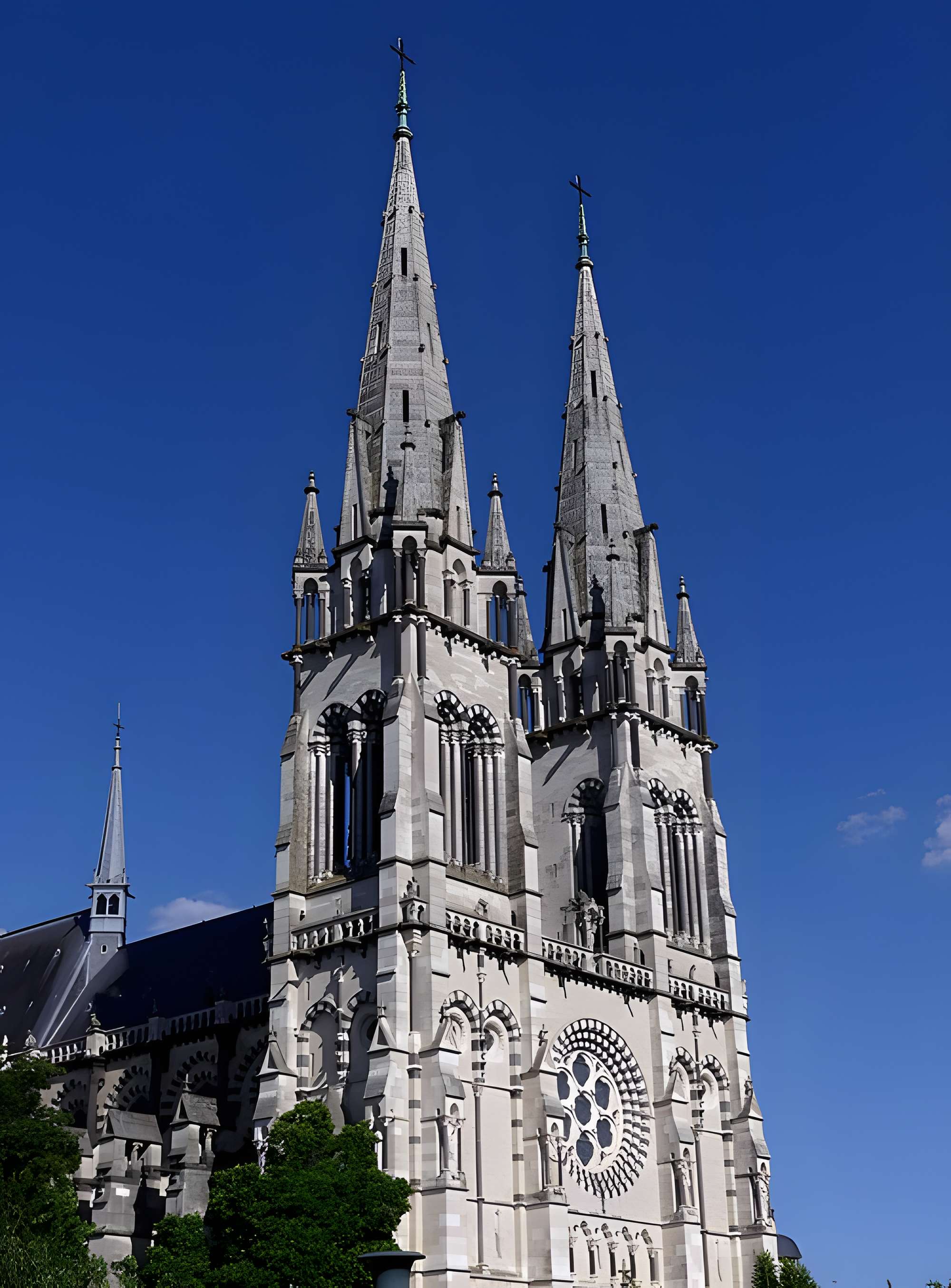 Cathédrale Notre-Dame-de-l'Annonciation de Moulins