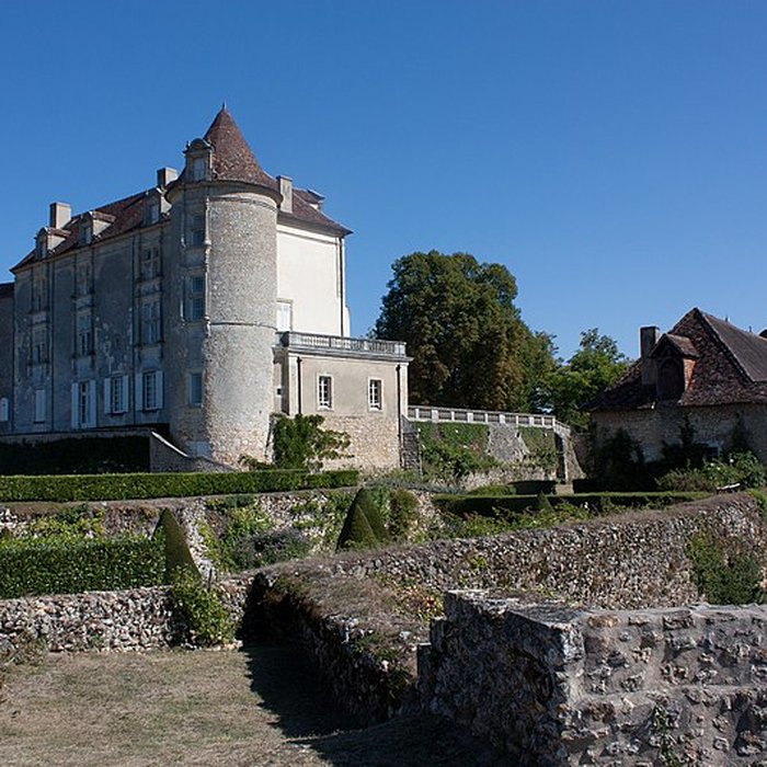 Photo de Château de Montréal à Issac