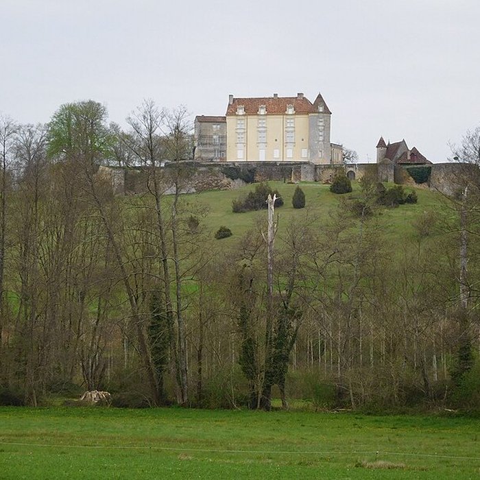 Photo de Château de Montréal à Issac