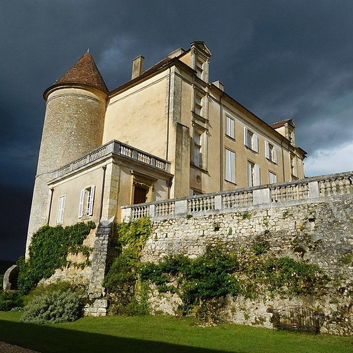 Photo de Château de Montréal à Issac