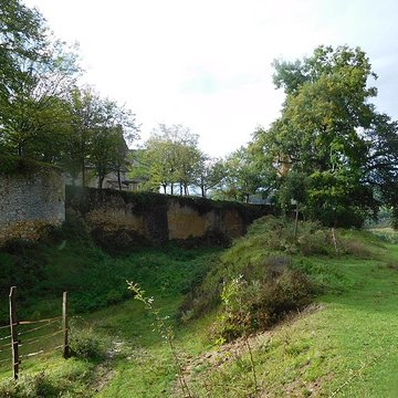Château de Montréal à Issac
