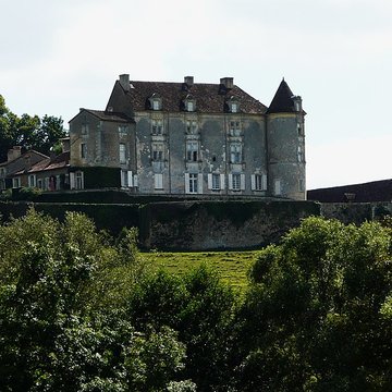 Château de Montréal à Issac