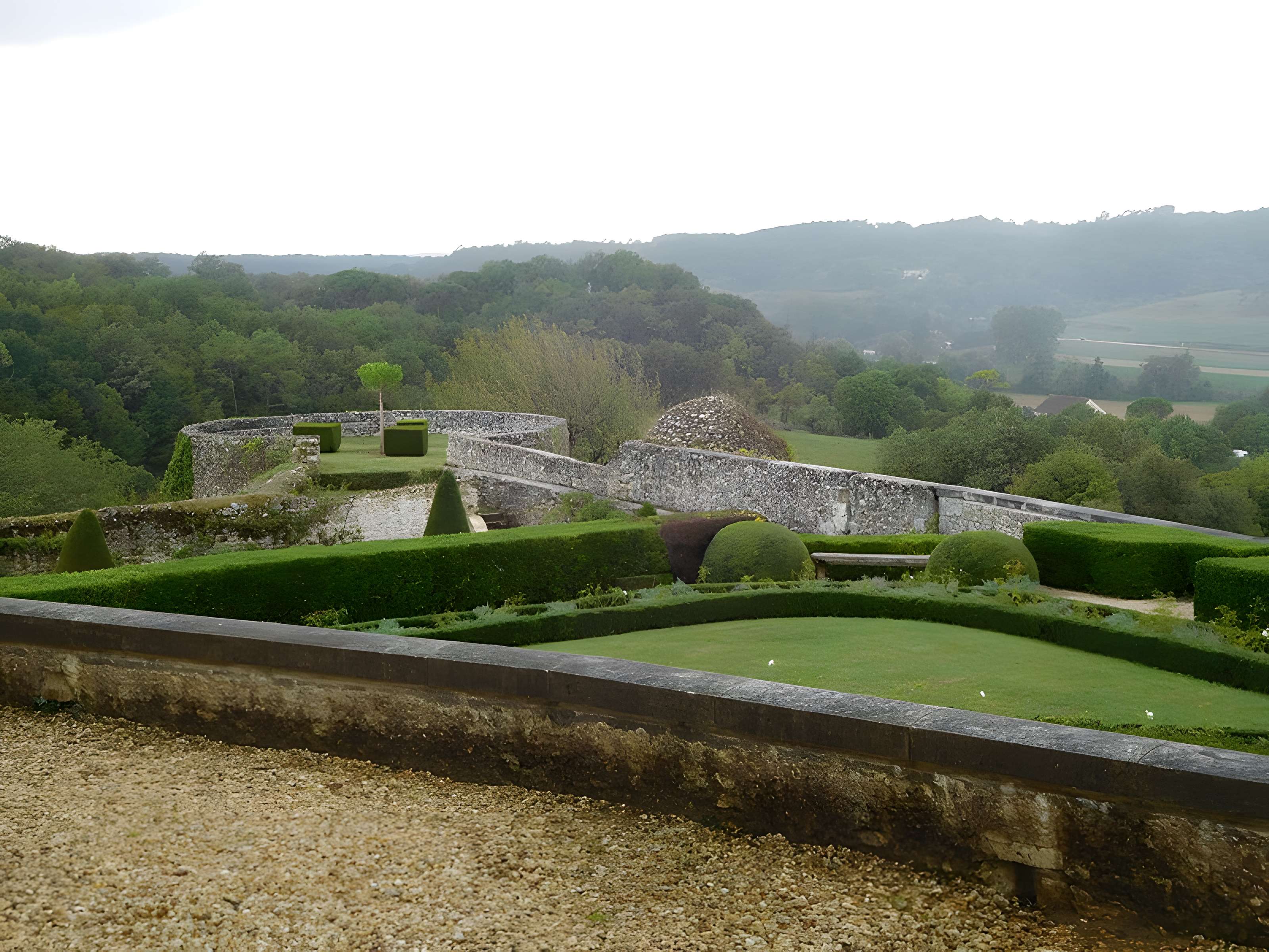 Château de Montréal à Issac