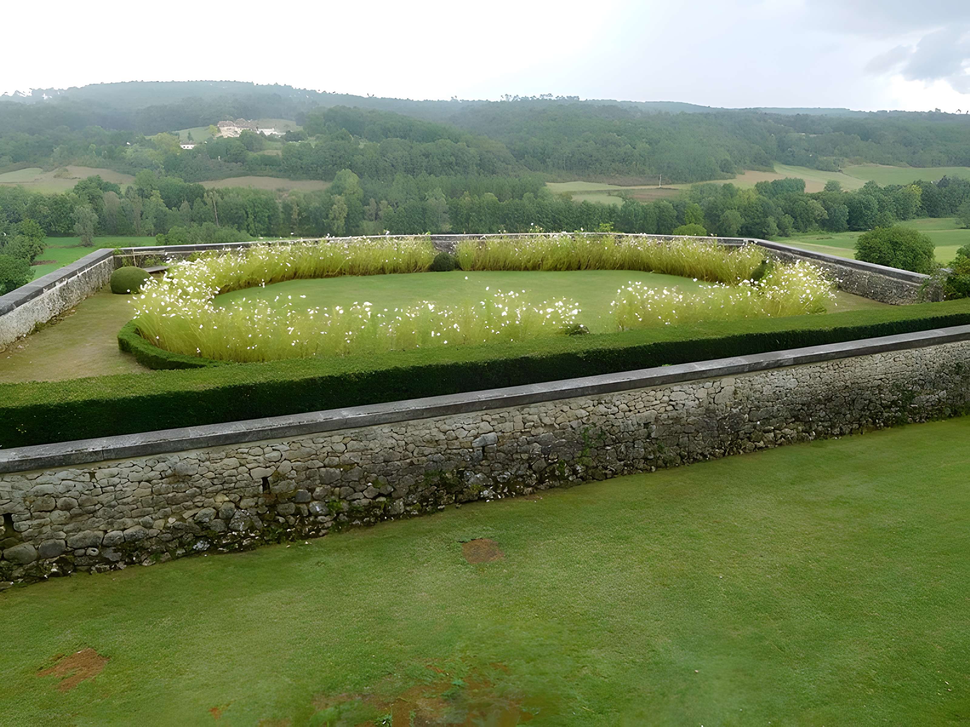 Château de Montréal à Issac