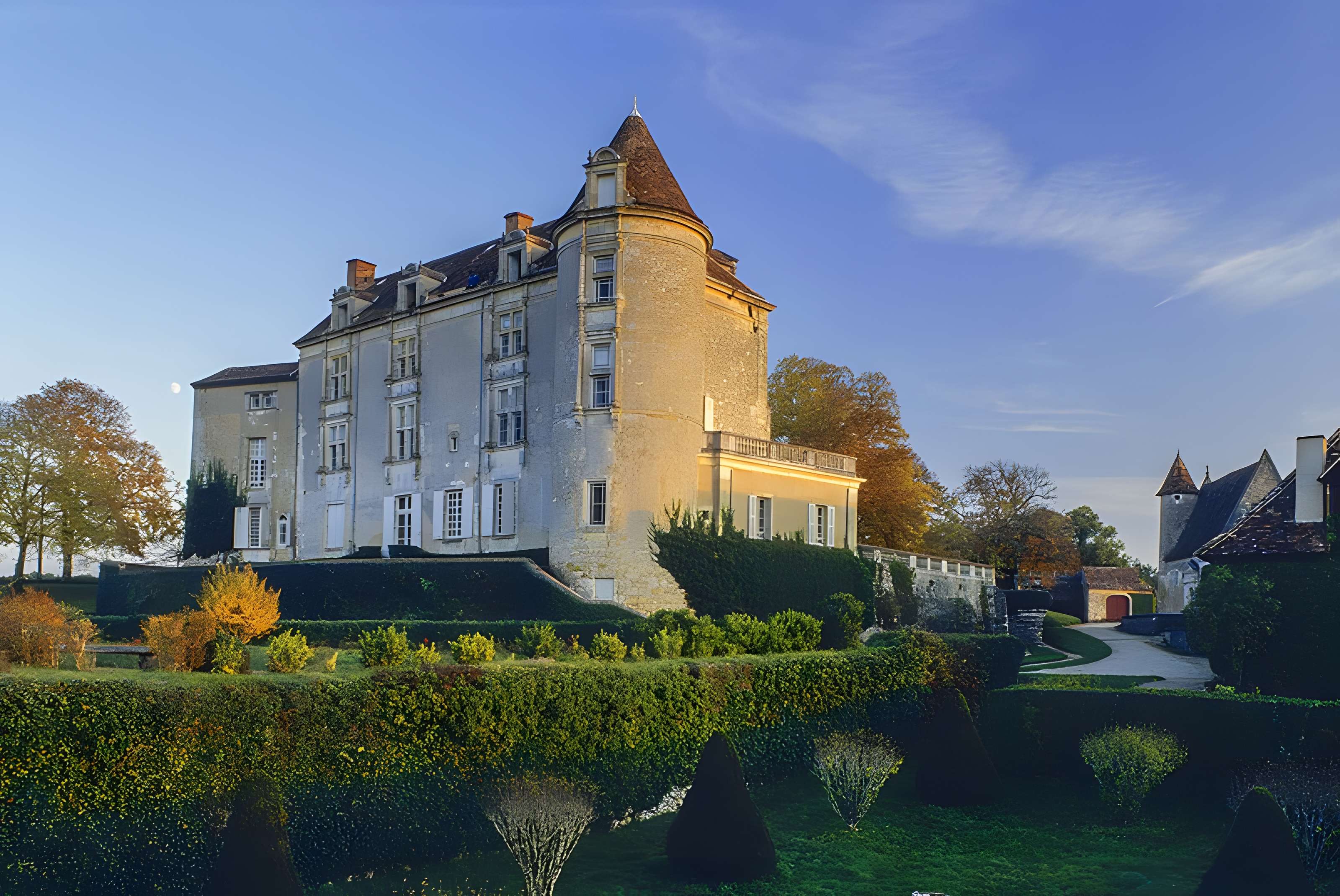 Château de Montréal à Issac