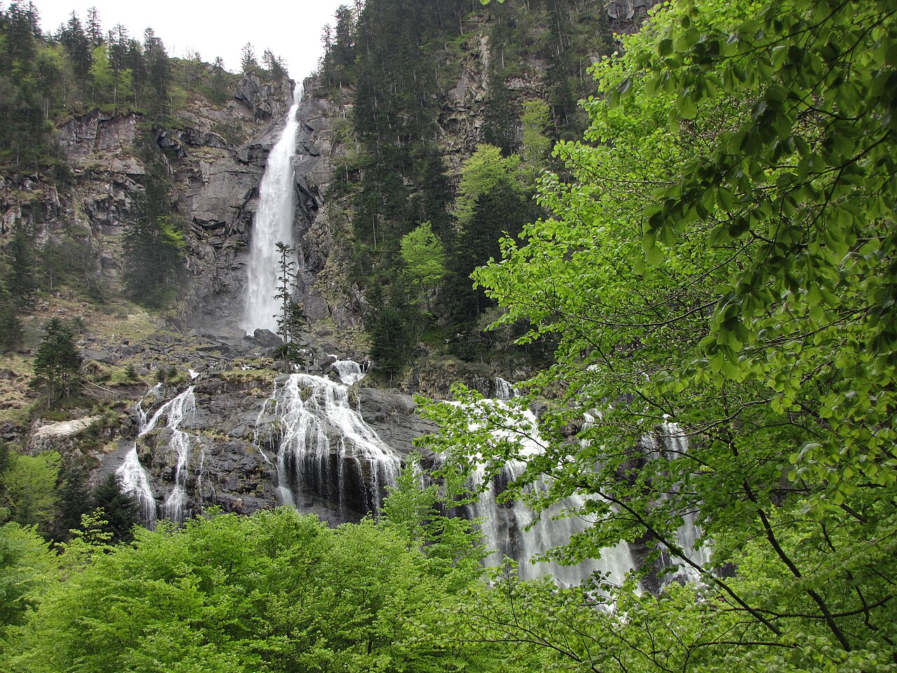 La Cascade d'Ars à Aulus-les-Bains
