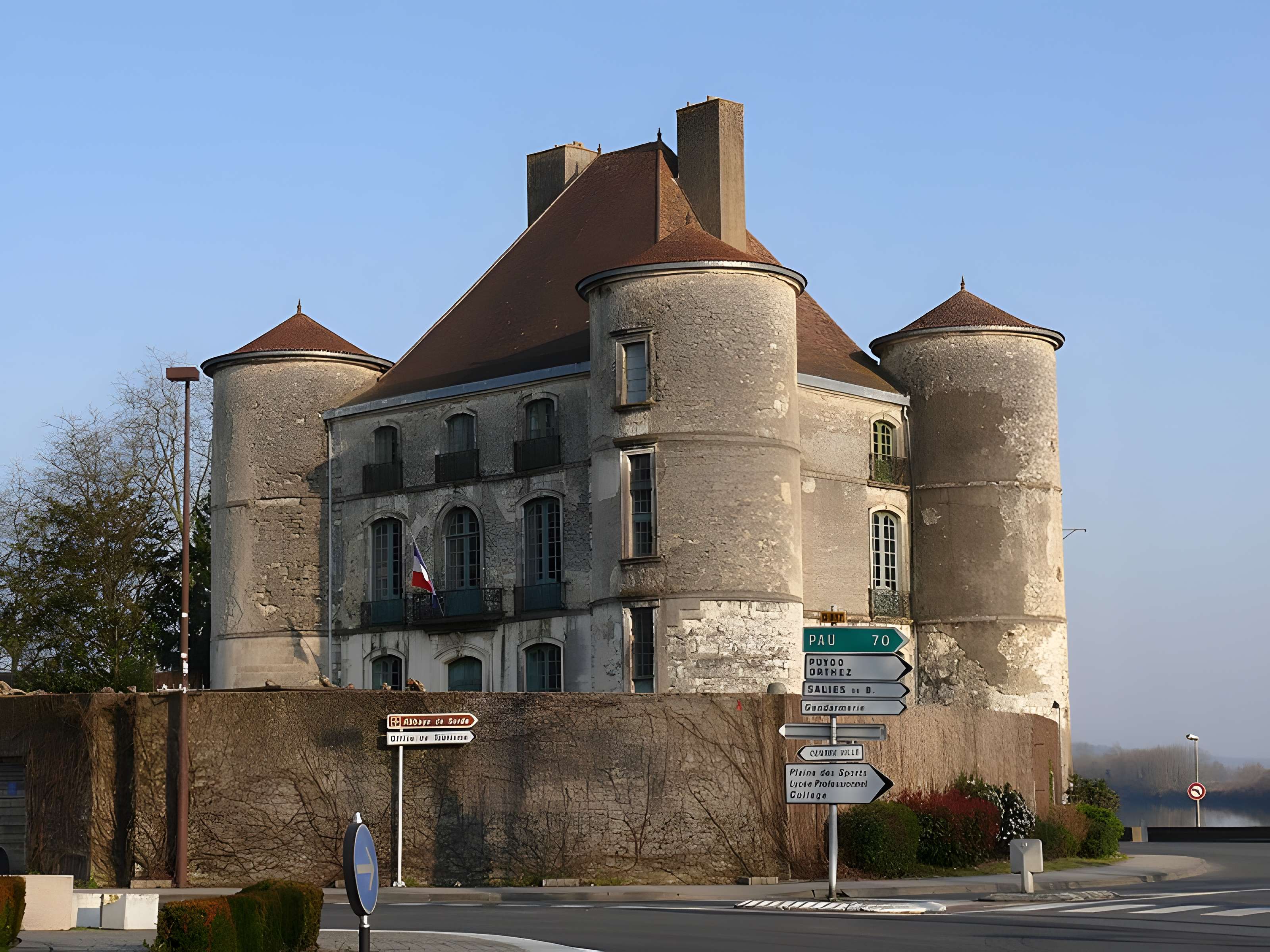Château de Montréal à Peyrehorade