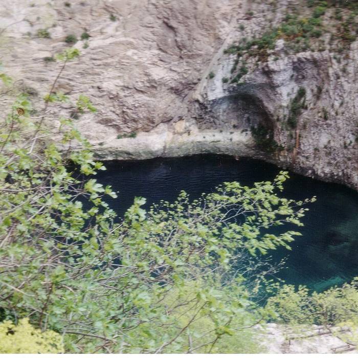 Photo de Gouffre de Fontaine-de-Vaucluse
