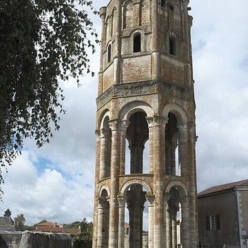 Abbaye de Charroux