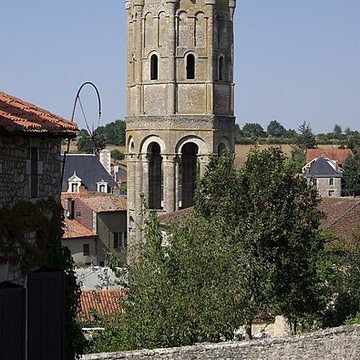 Abbaye de Charroux