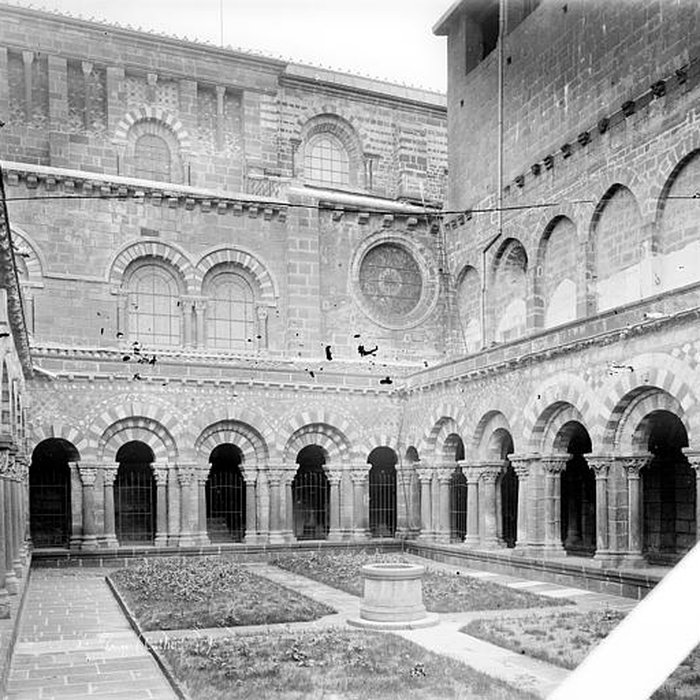 Photo de Cathédrale Notre-Dame-de-lAnnonciation du Puy En Velay