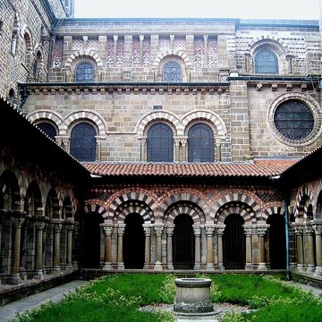 Cathédrale Notre-Dame-de-lAnnonciation du Puy En Velay 