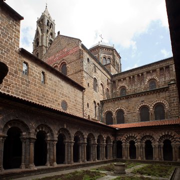 Cathédrale Notre-Dame-de-lAnnonciation du Puy En Velay 