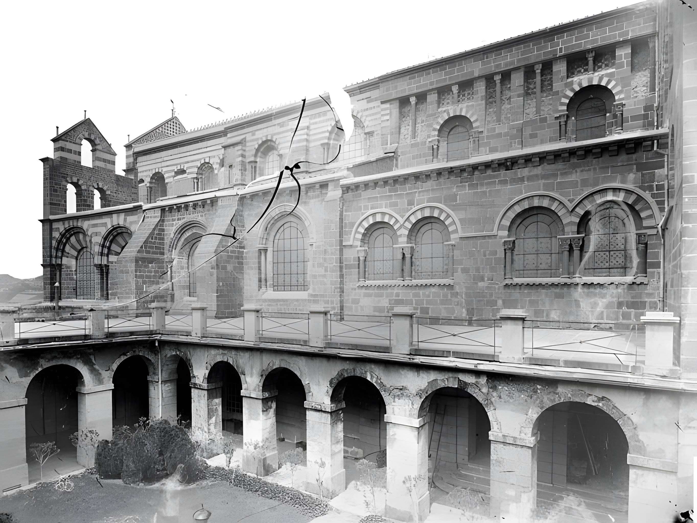 Cathédrale Notre-Dame-de-l'Annonciation du Puy En Velay 