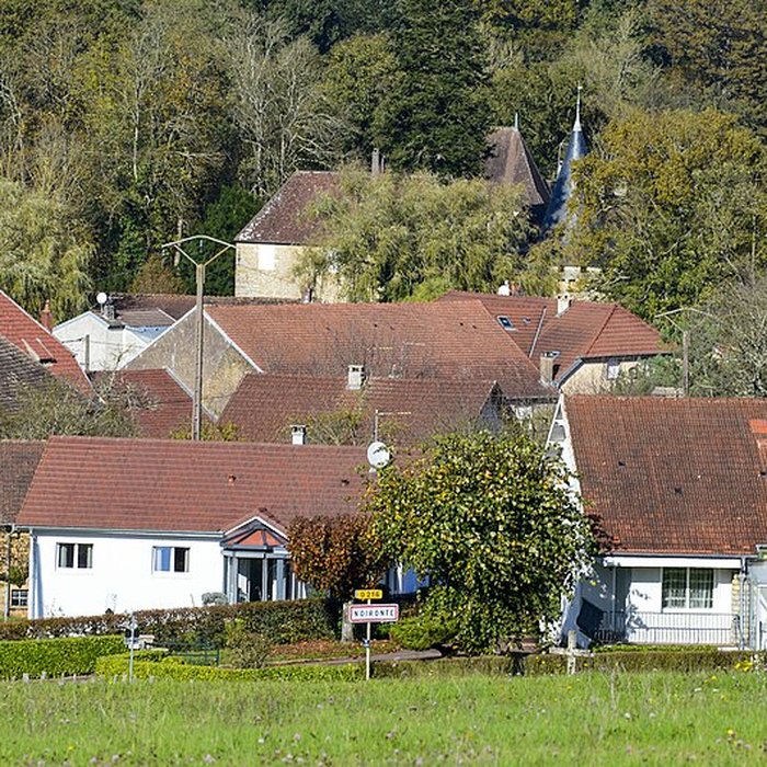 Photo de Château de Noironte