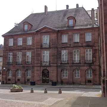 Musée Théodore Deck et des pays du Florival