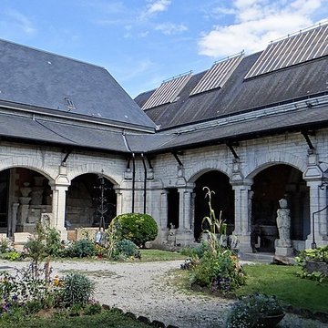 Musée dart et darchéologie du Périgord à Périgueux