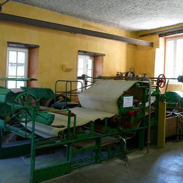 Musée du papier de Couze-et-Saint-Front