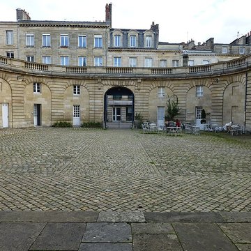 Musée des arts décoratifs et du design de Bordeaux