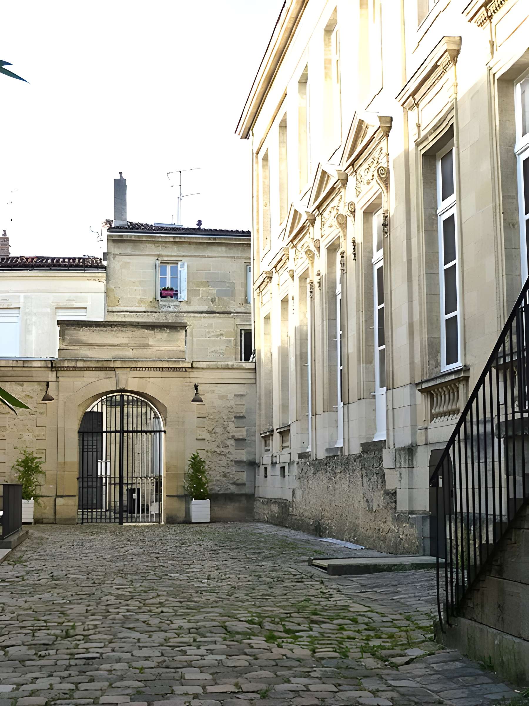 Musée des arts décoratifs et du design de Bordeaux