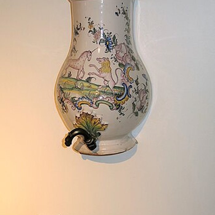 Photo de Musée départemental de la faïence et des arts de la table à Samadet