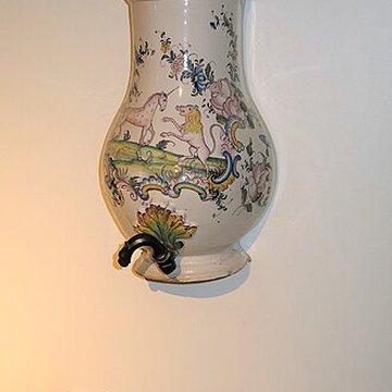 Musée départemental de la faïence et des arts de la table à Samadet