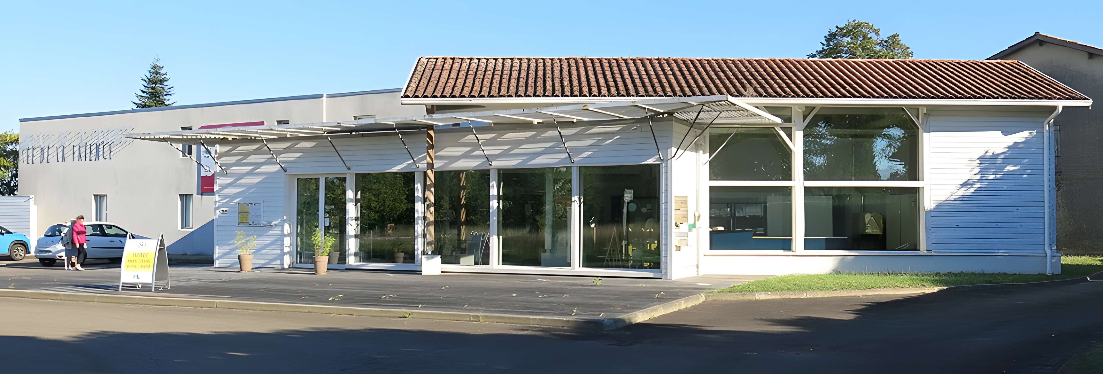 Musée départemental de la faïence et des arts de la table à Samadet