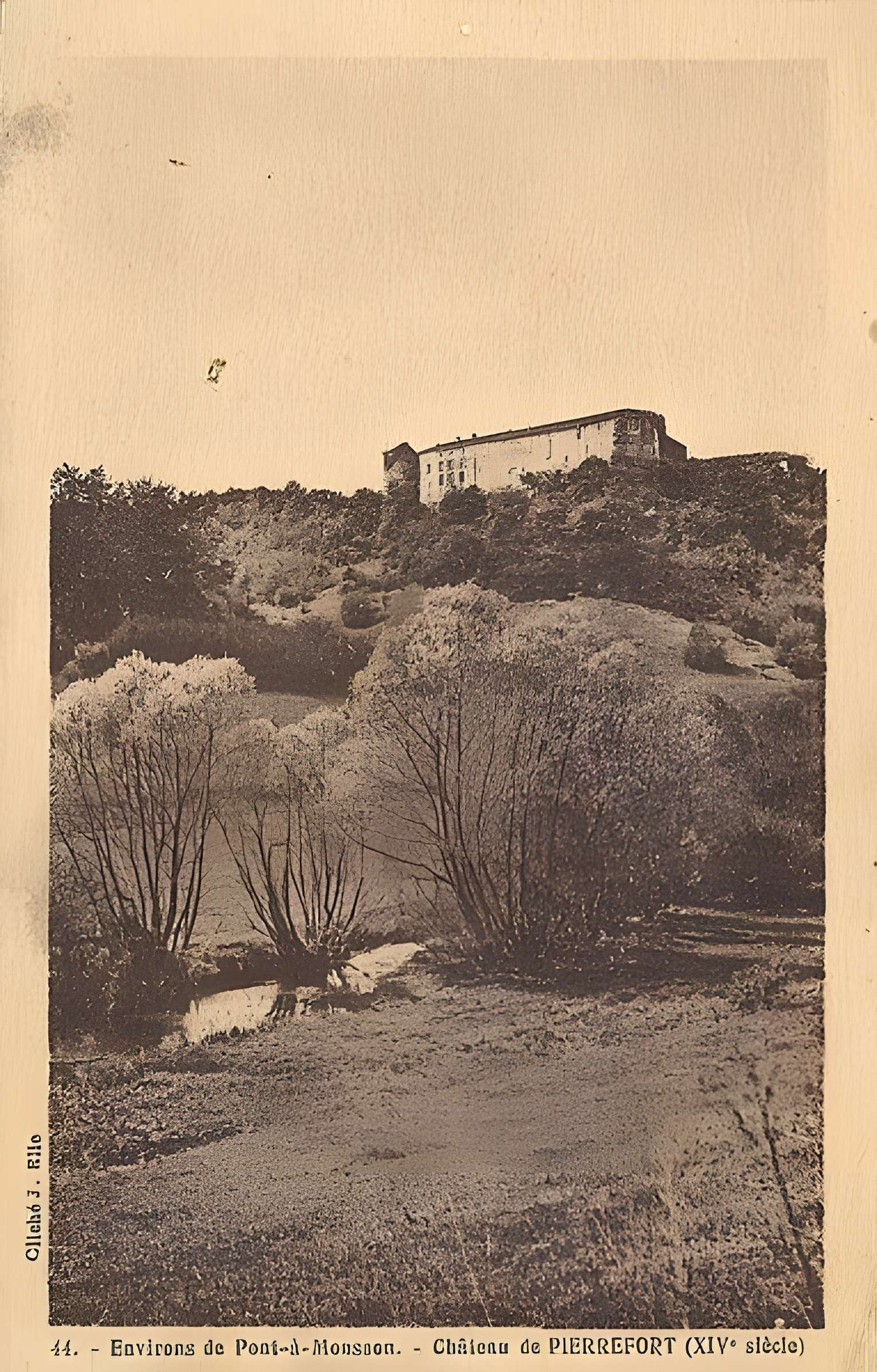 Château de Pierrefort