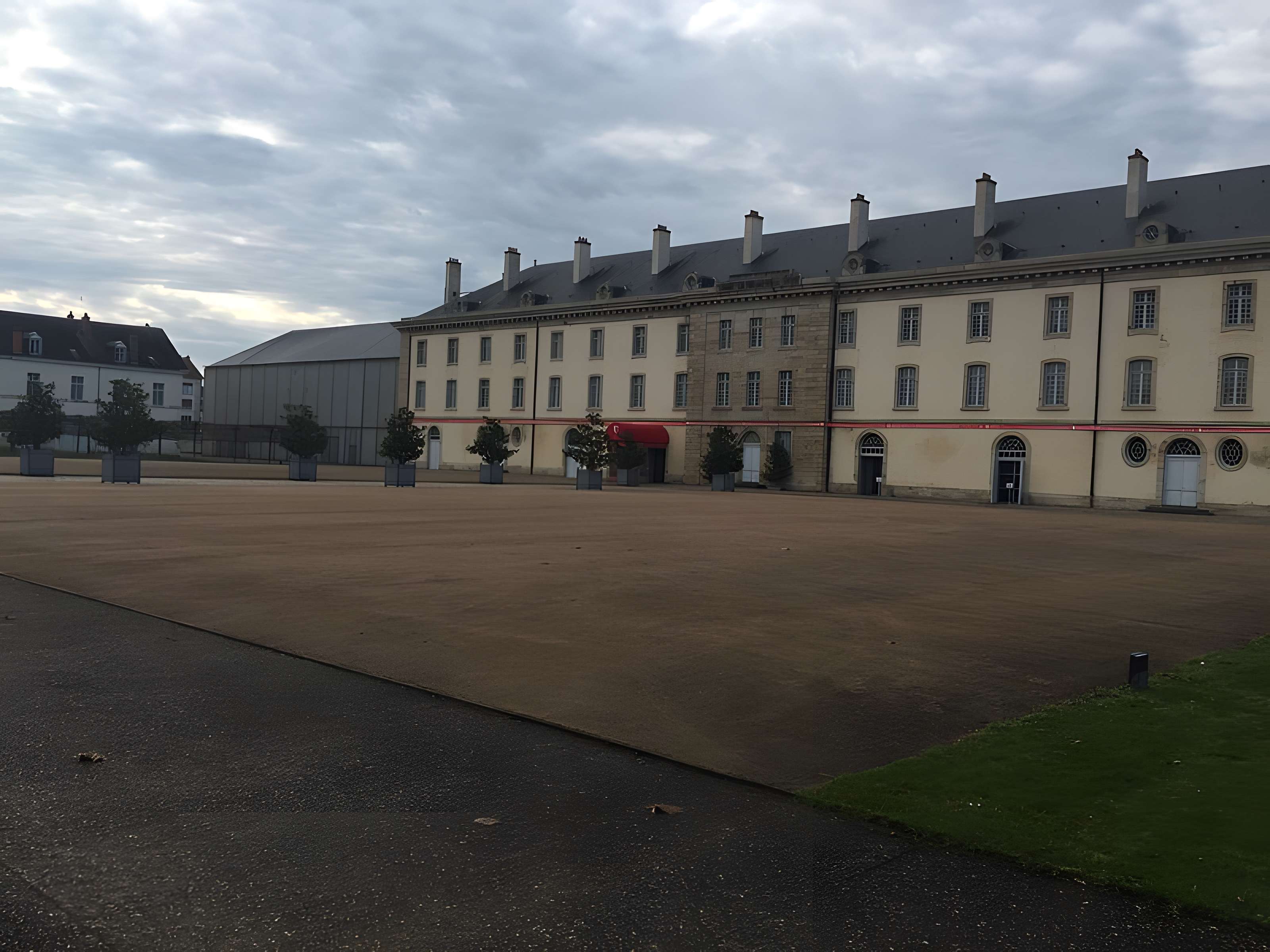 Centre national du costume de scène de Moulins