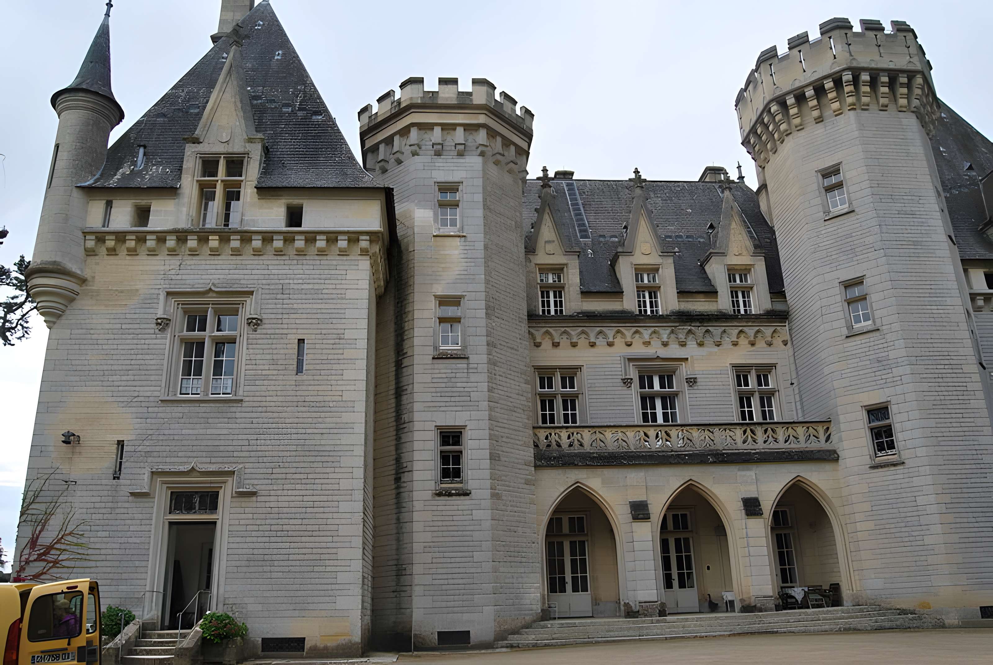 Château de Pitray
