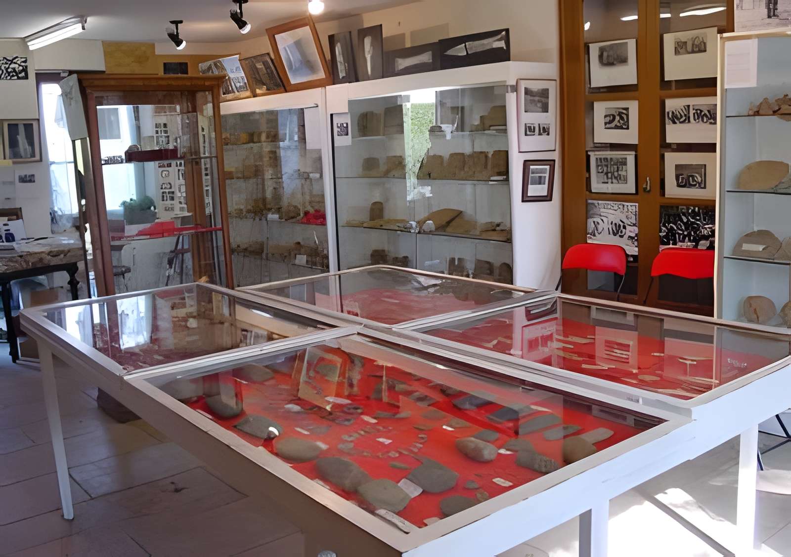 Musée du Glozel à Ferrières-sur-Sichon 