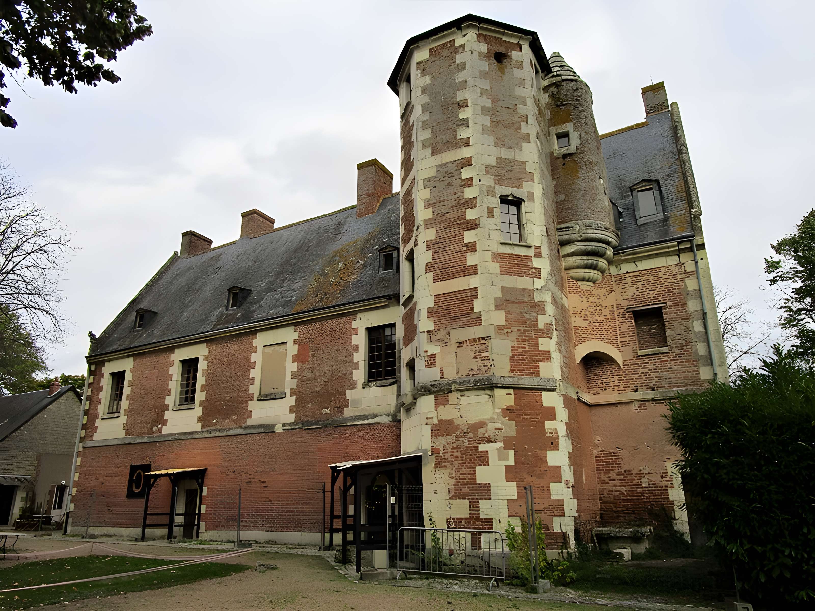 Château de Plessis-lèz-Tours