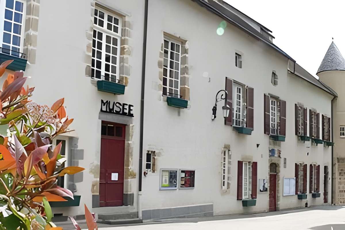 Musée de Paléontologie de menat 