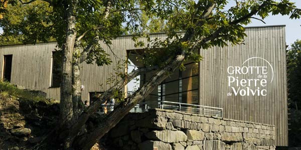 Photo de Maison de la Pierre de Volvic (Grotte de la Pierre de Volvic)