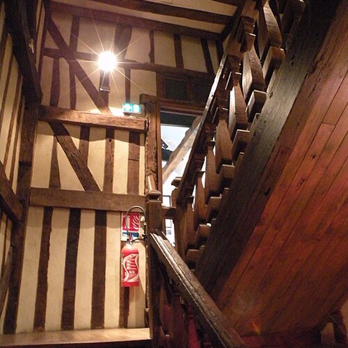 Photo de Musée dart et dhistoire de Lisieux