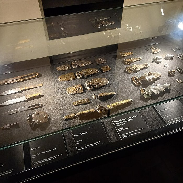 Photo de Musée dart et dhistoire de Lisieux