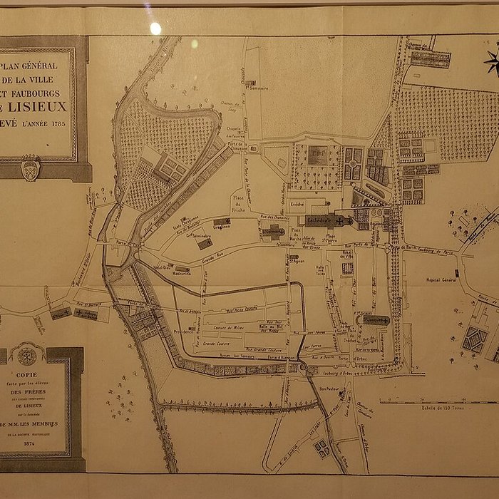 Photo de Musée dart et dhistoire de Lisieux