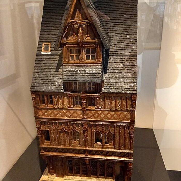 Photo de Musée dart et dhistoire de Lisieux