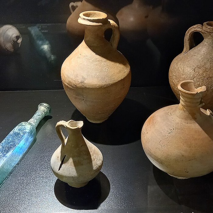 Photo de Musée dart et dhistoire de Lisieux