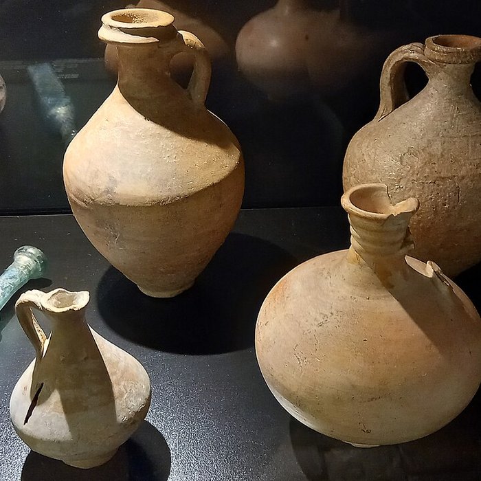 Photo de Musée dart et dhistoire de Lisieux