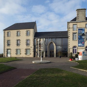 Musée dart moderne Richard Anacréon à Granville