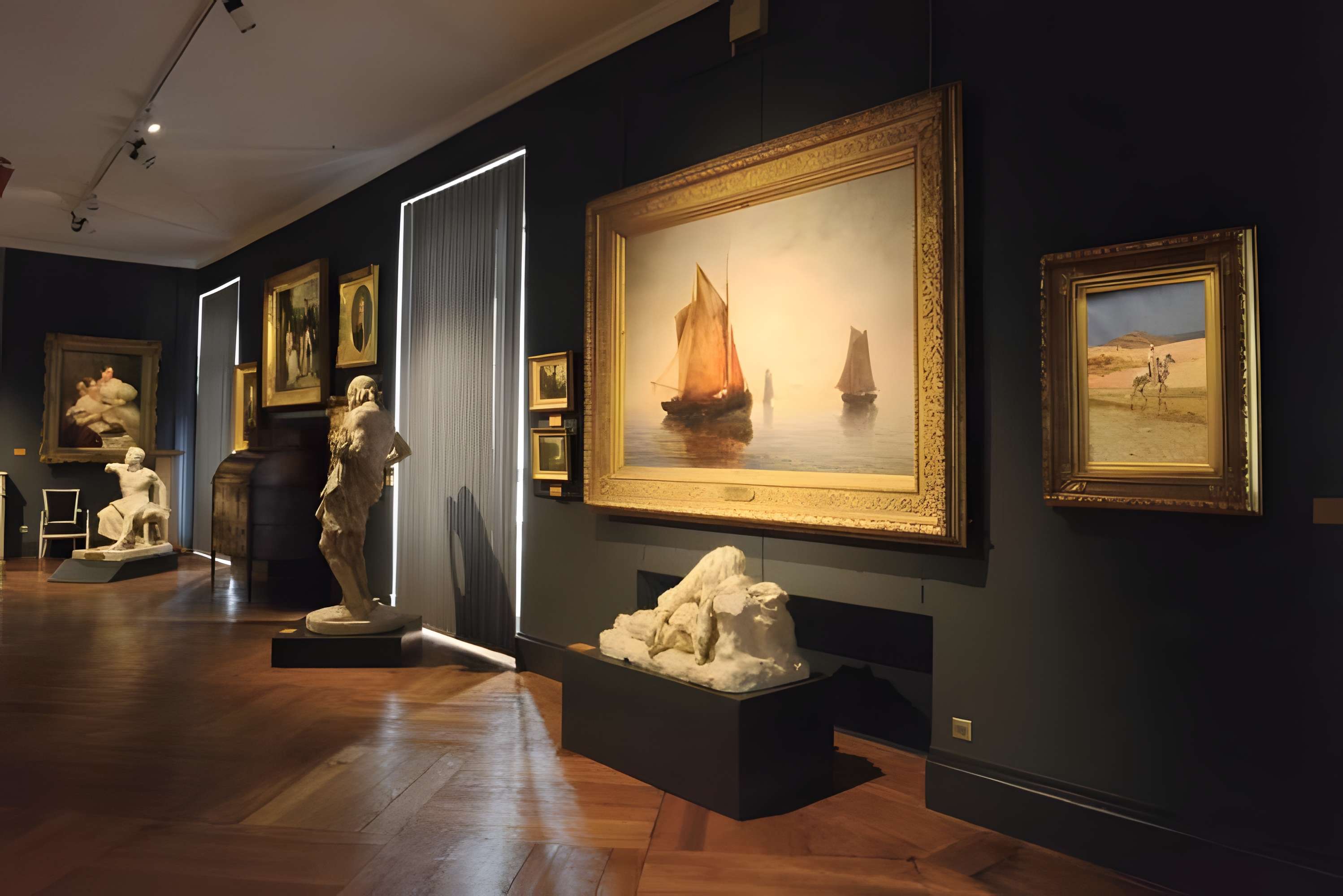 Musée Quesnel-Morinière à Coutances intérieur du musée