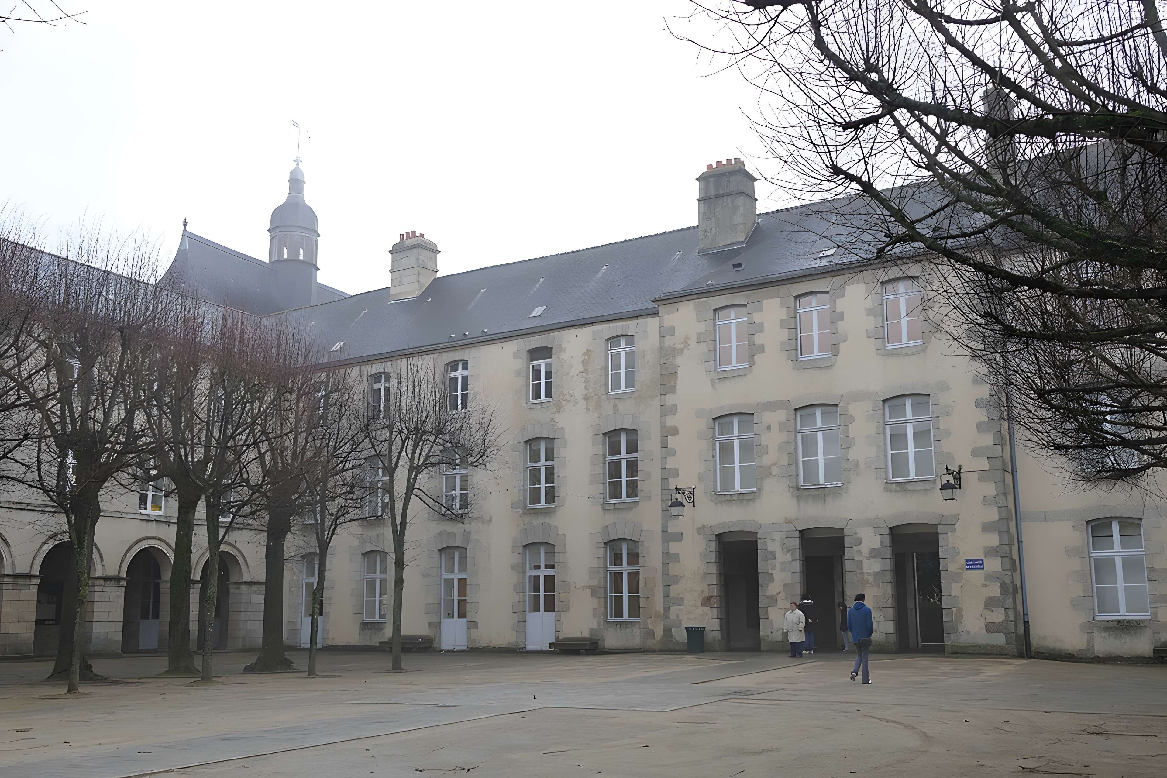 Musée des Beaux-Arts et de la Dentelle d'Alençon